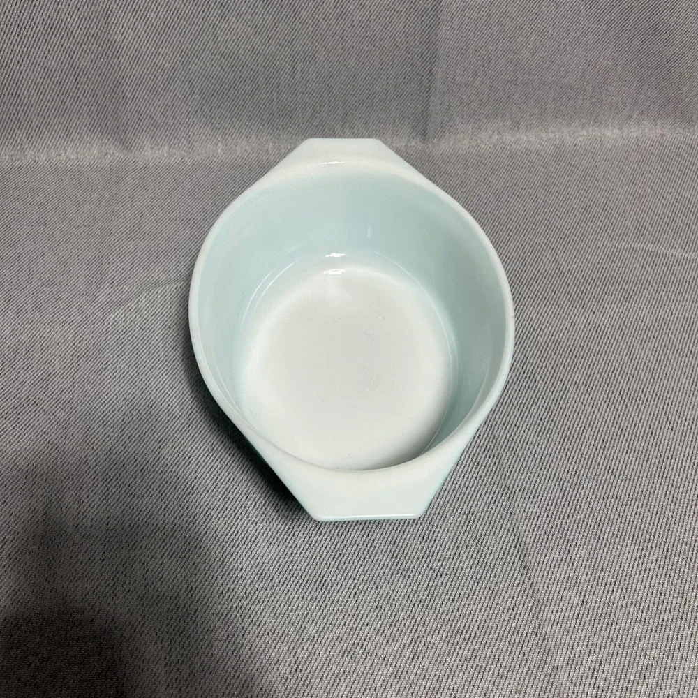 Pyrex vintage oval